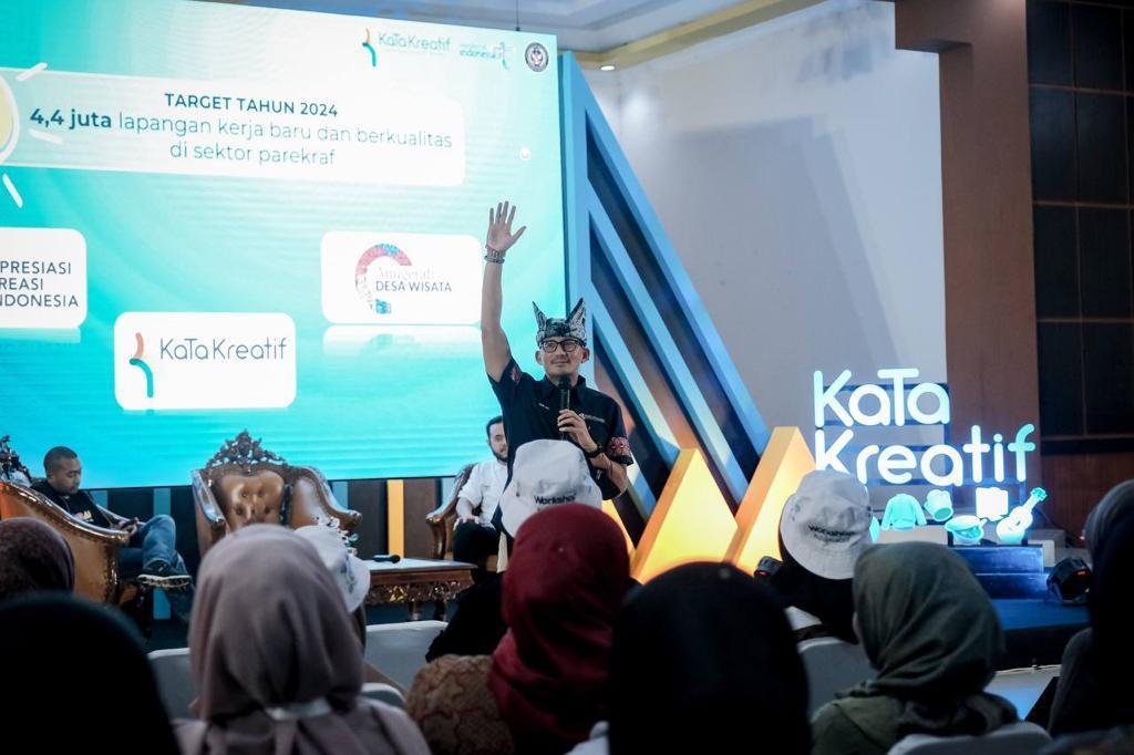 Siaran Pers Menparekraf Dorong Terbentuknya Ekosistem Ekraf Di Padang